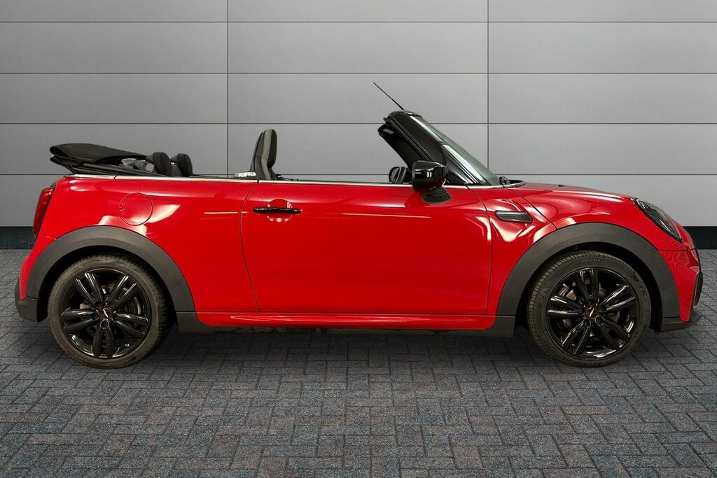Mini Convertible 1.5 Cooper Sport ST22EDO Red #4