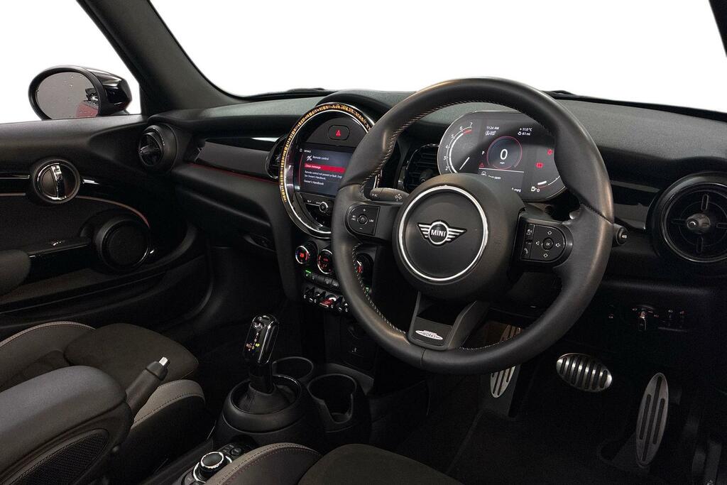 Mini Convertible 1.5 Cooper Sport ST22EDO Red #6