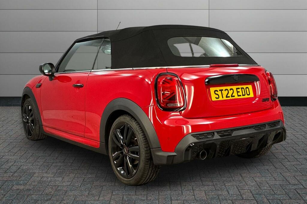 Mini Convertible 1.5 Cooper Sport ST22EDO Red #3