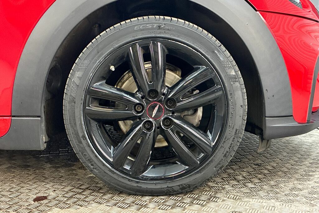 Mini Convertible 1.5 Cooper Sport ST22EDO Red #5