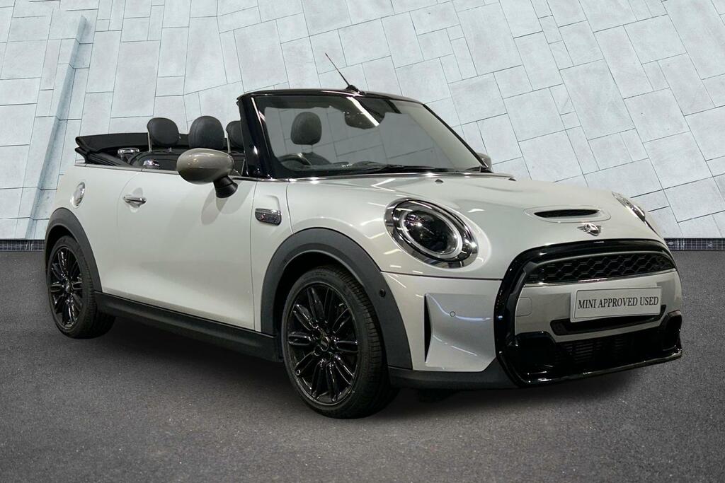 Mini Convertible Convertible Cooper S Exclusive White