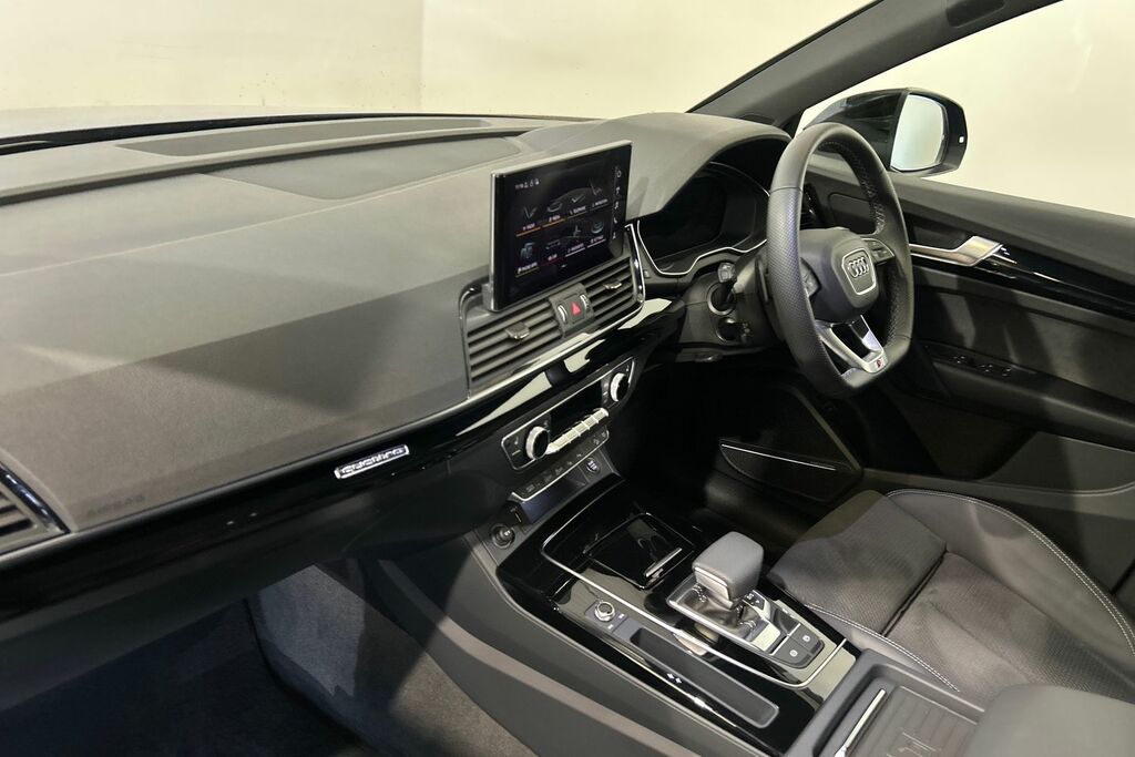 Audi Q5 Black Edition 40 Tdi Quattro 204 Ps S Tronic Blue #2