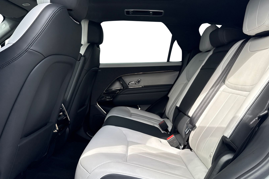 Land Rover Range Rover Sport D300 Dynamic Se SN73XXB White #4