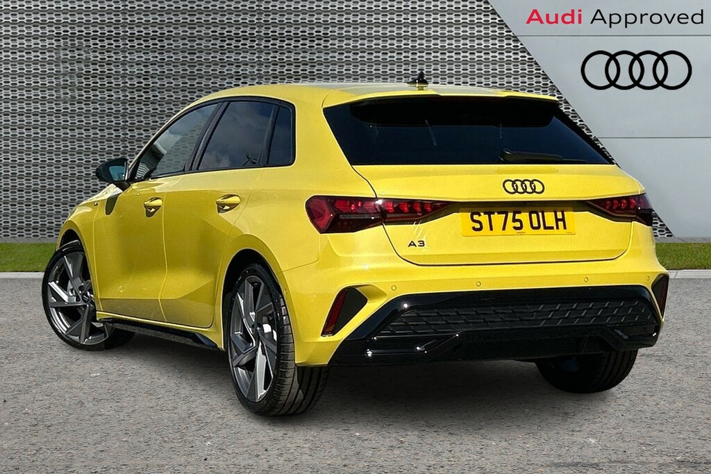 Audi A3 Black Edition Tfsi 150 Ps S Tronic ST75OLH Yellow #3