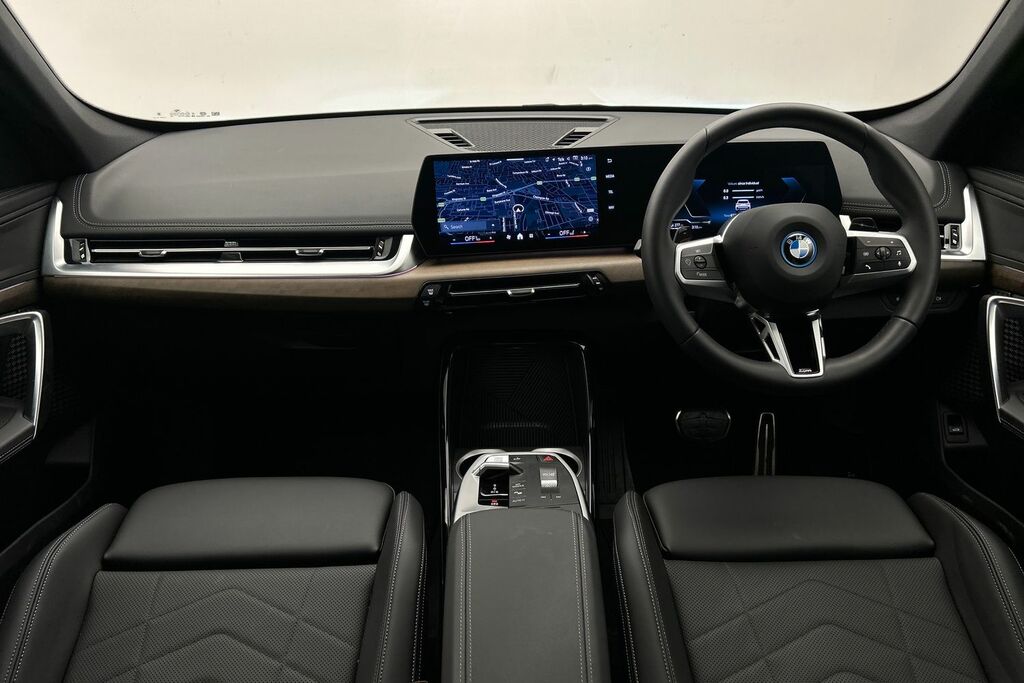 BMW X1 X1 Xdrive25e M Sport ST75MEV White #4
