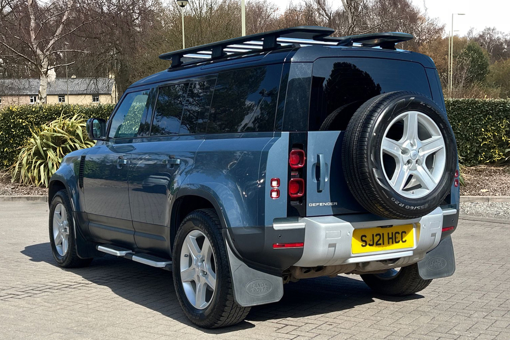 Land Rover Defender 110 D250 Se SJ21HCC Blue #2