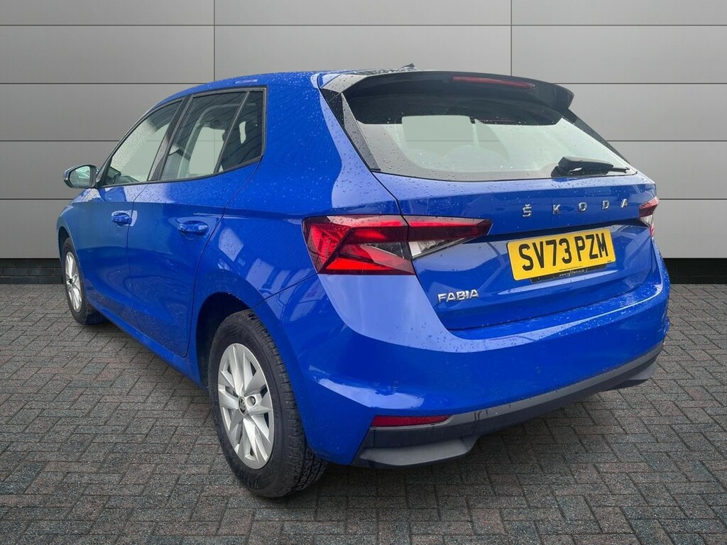 Skoda Fabia 1.0 Tsi 110Ps Se Comfort Dsg SV73PZM Blue #3