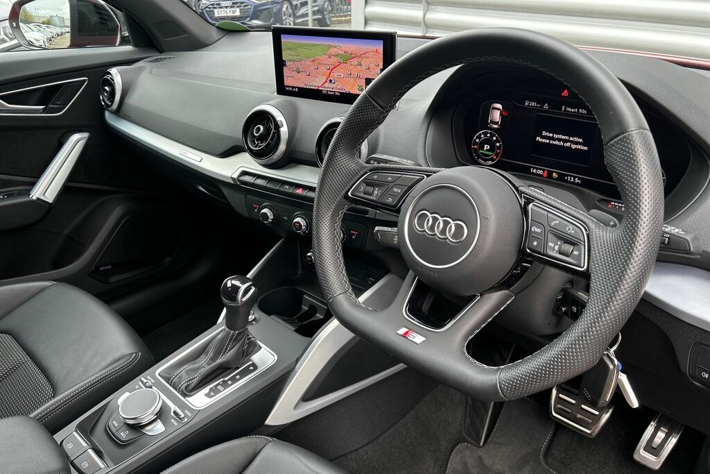 Audi Q2 Black Edition 35 Tfsi 150 Ps S Tronic SR23OEE Red #6
