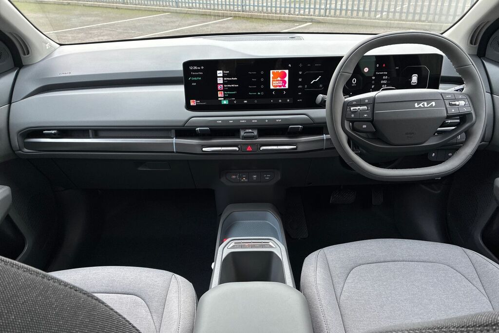 Kia EV3 81.4Kwh Air Suv 201 Bhp SV75XWO Black #4