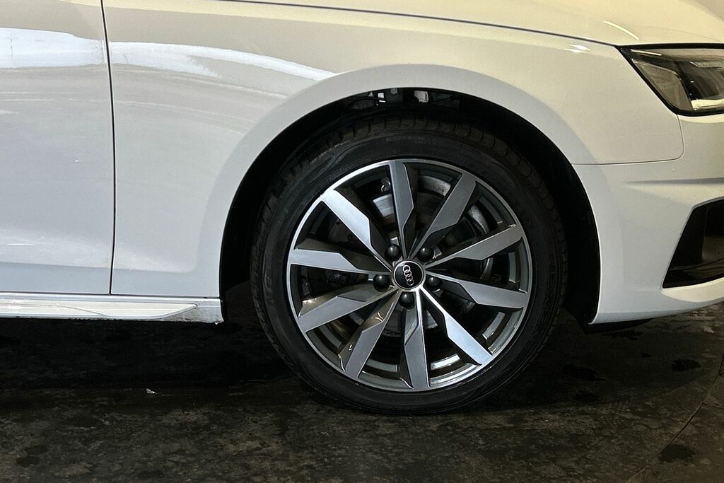 Audi A4 Sport Edition 35 Tfsi 150 Ps S Tronic SV22DHA White #5