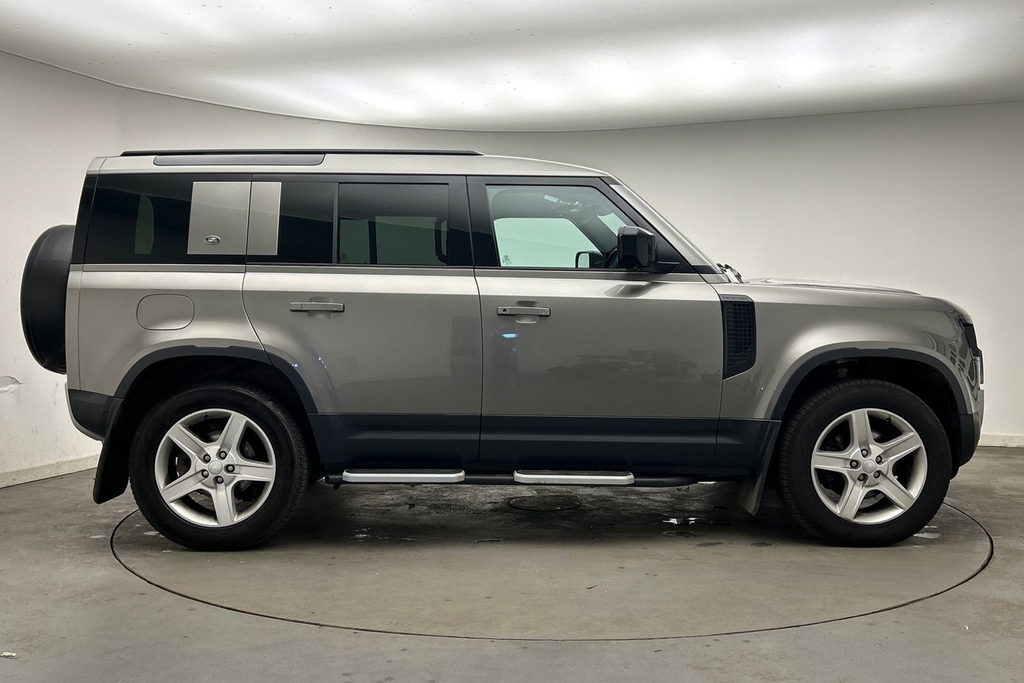 Land Rover Defender 110 D250 Se SR72HGX Silver #5