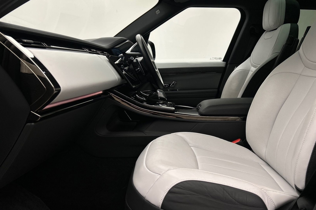 Land Rover Range Rover Sport P440e Dynamic Se SW23VUR Black #3