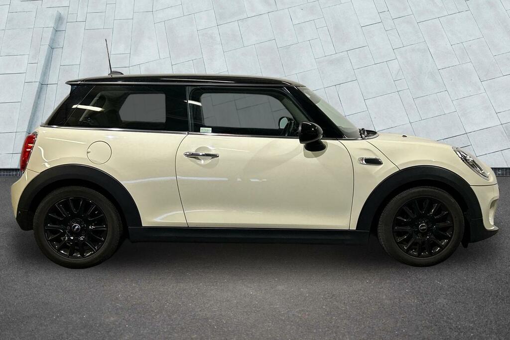 Mini Hatch Cooper 3-Door SP68ZZE White #3
