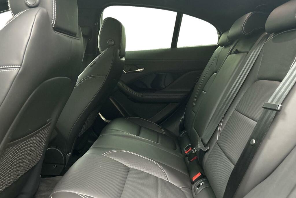 Jaguar I-Pace Ev400 R-dynamic Hse Black White #4