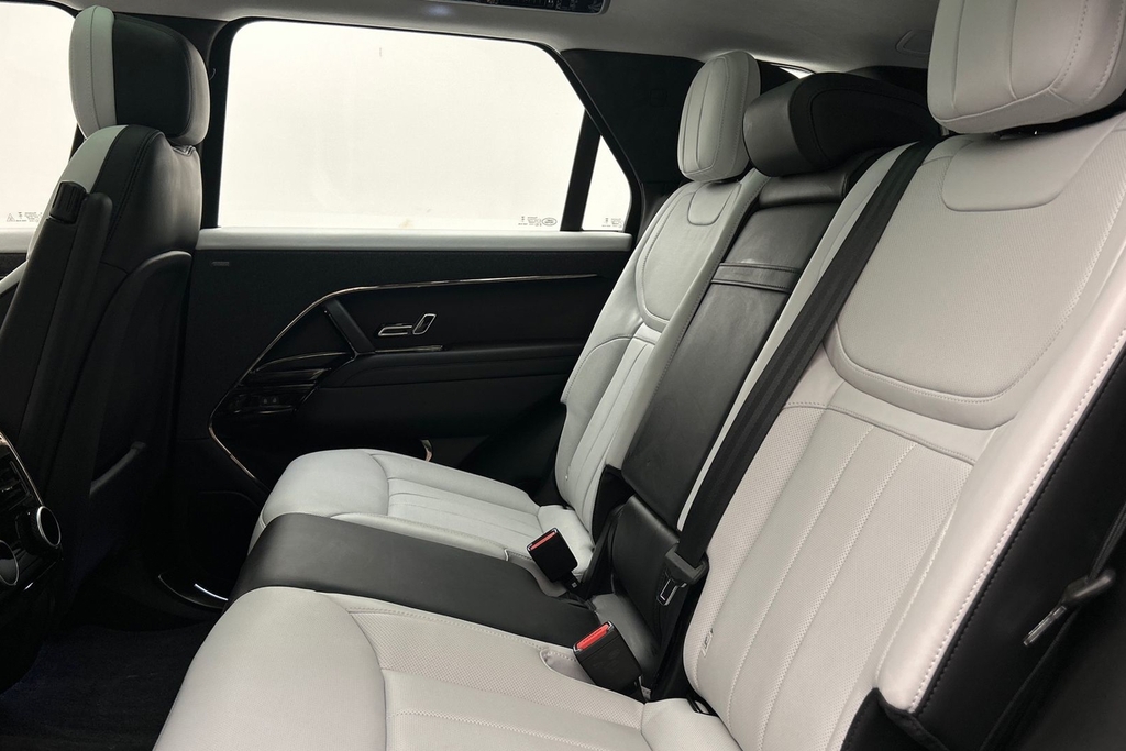 Land Rover Range Rover Sport P550e Autobiography ST24KKJ Grey #4
