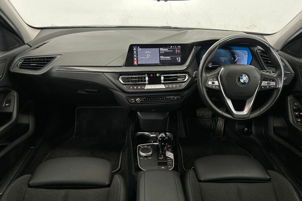 BMW 1 Series 118I Sport YH24UDZ Black #4