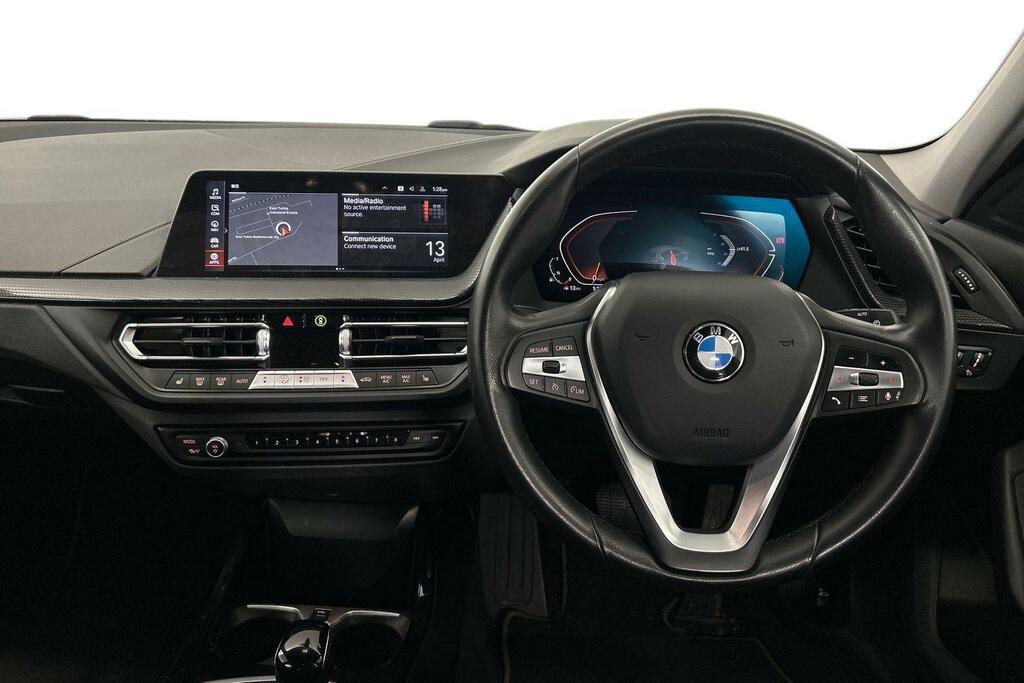 BMW 1 Series 118I Sport YH24UDZ Black #5