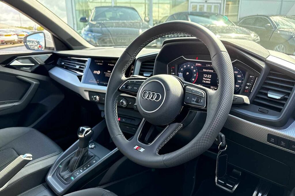 Audi A1 S Line 25 Tfsi 95 Ps S Tronic SY25ZWD White #6