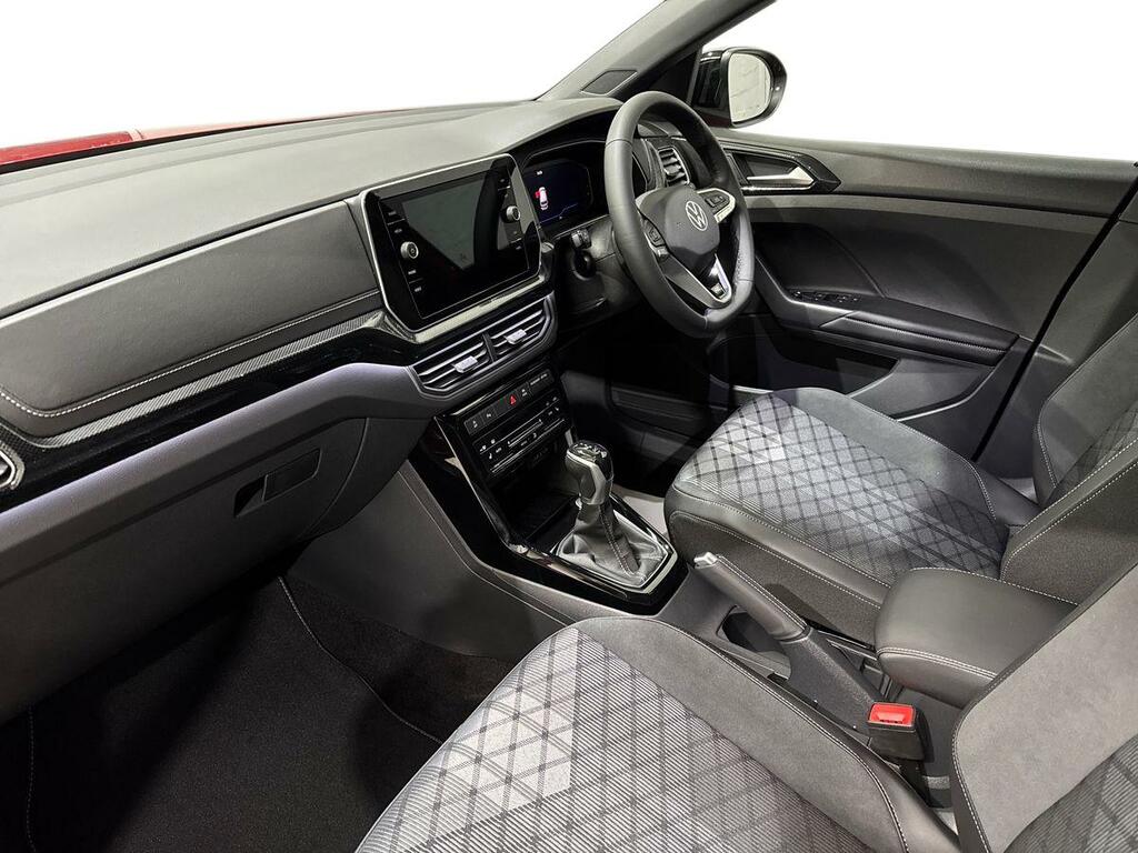 Volkswagen T-Cross 1.0 Tsi Black Edition Dsg SY26GVV Red #3