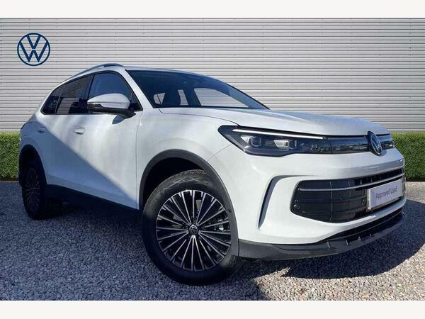 Volkswagen Tiguan 1.5 Tsi 204Ps Ehybrid Match Dsg SY25JXB White #2