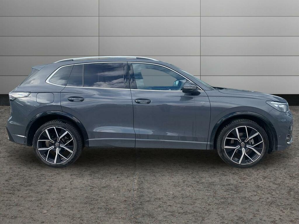Volkswagen Tiguan 1.5 Etsi 150 R-line Dsg SY74WDL Grey #4