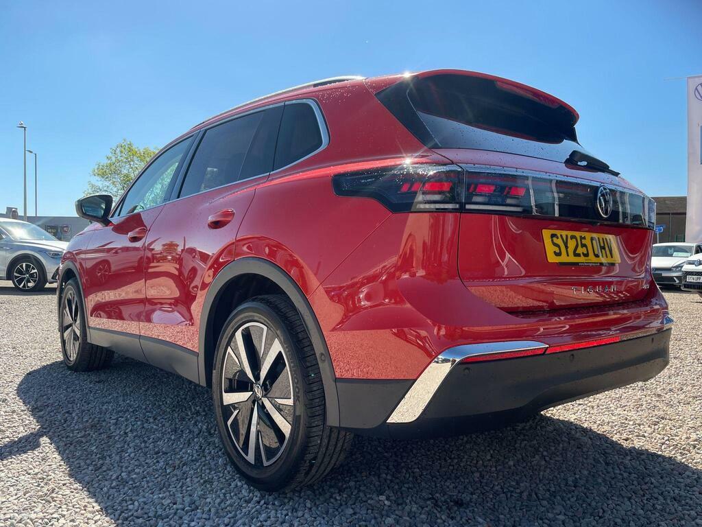 Volkswagen Tiguan 1.5 Etsi 150Ps Elegance Dsg SY25OHV Red #5