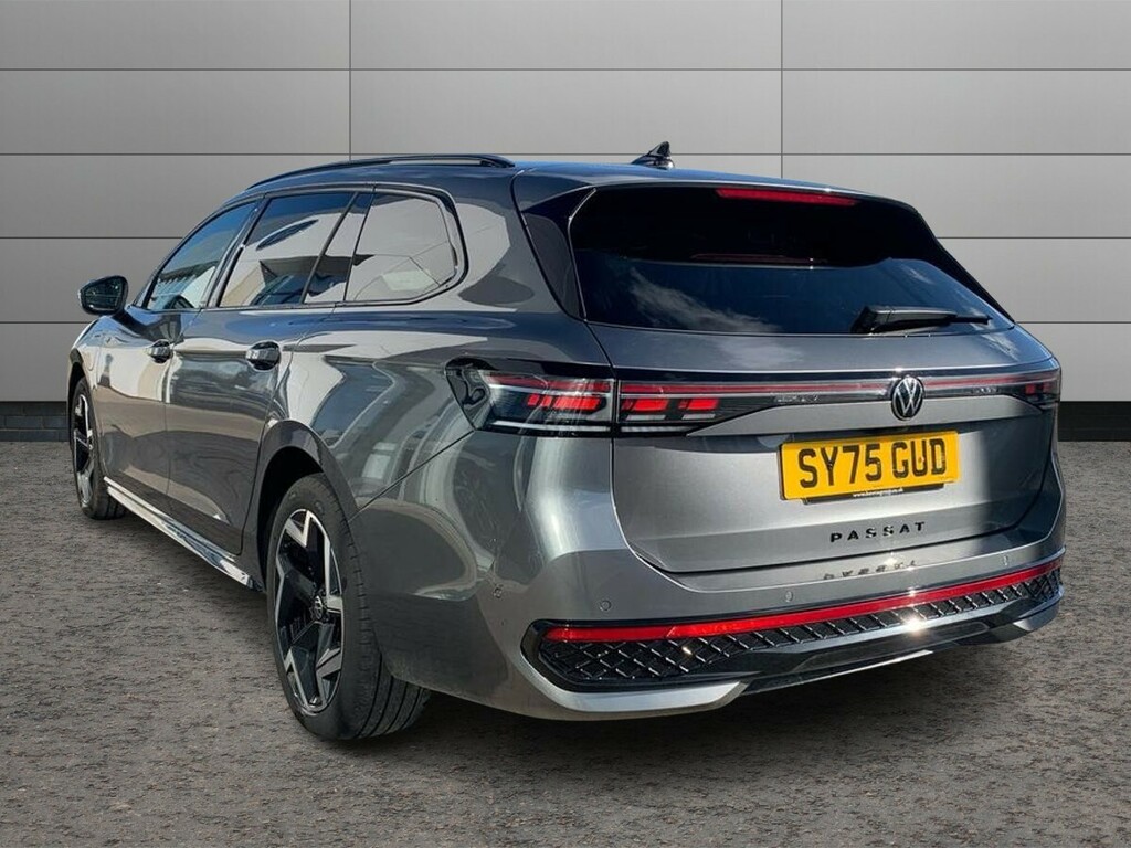 Volkswagen Passat Estate 1.5 Tsi Ehybrid 272Ps R-line Dsg SY75GUD Grey #5