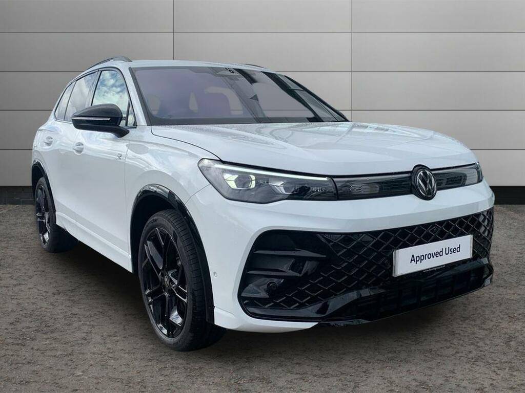 Volkswagen Tiguan 2.0 Tsi 204Ps Black Edition 4Motion Dsg White