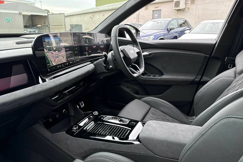 Audi Q6 E-Tron E-tron Edition 1 Performance SY75FUA Black #2