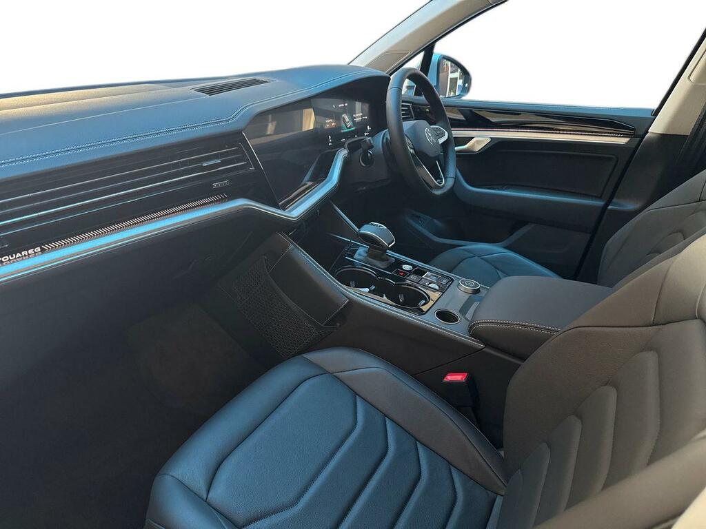 Volkswagen Touareg 3.0 Tsi Ehybrid 4Motion Elegance Tip SY26OWA Silver #4