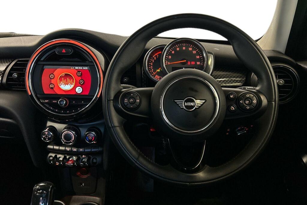 Mini Hatch 5-Door Cooper S Classic DL69KSU Black #5