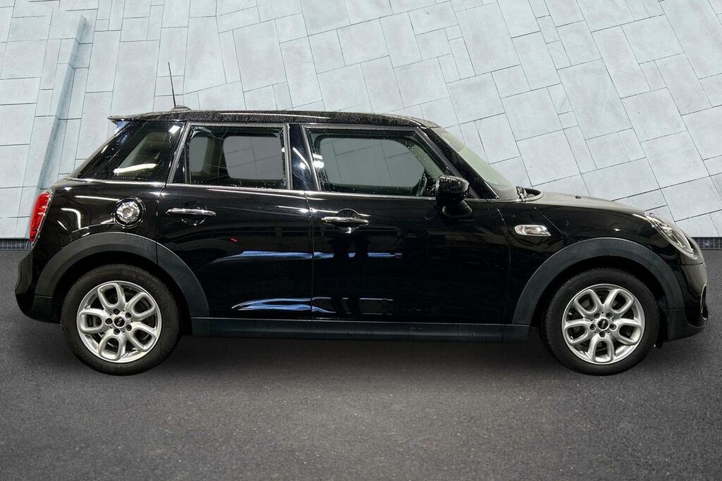 Mini Hatch 5-Door Cooper S Classic DL69KSU Black #3