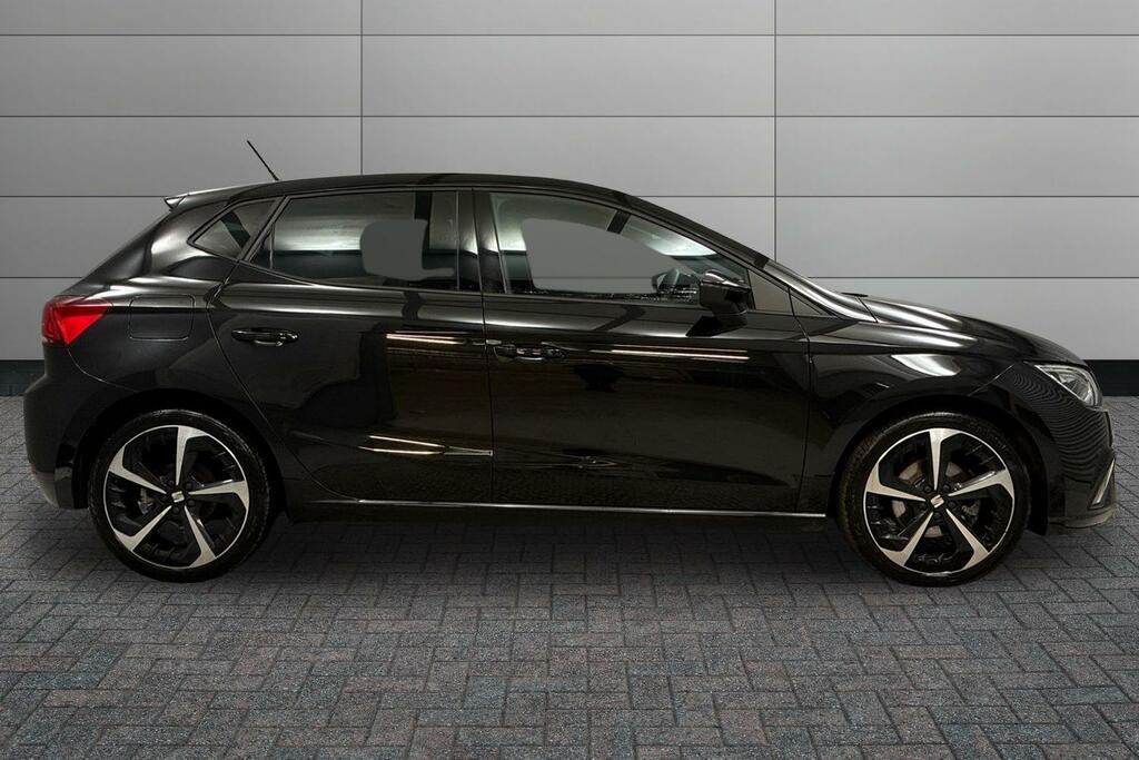 Seat Ibiza 1.0 Tsi 115 Fr Sport Dsg YL25NUC Black #4