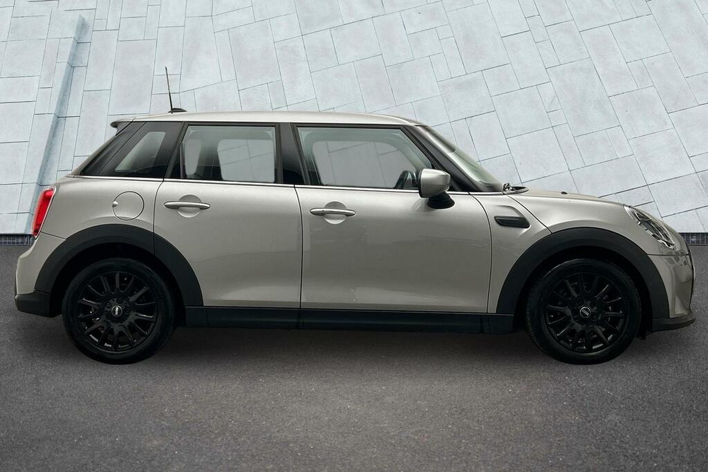 Mini Hatch 5-Door Cooper Classic VN73EAX Silver #3