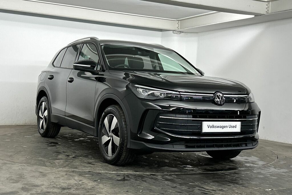 Volkswagen Tiguan 1.5 Etsi 150 Match Dsg SV26YZB Black