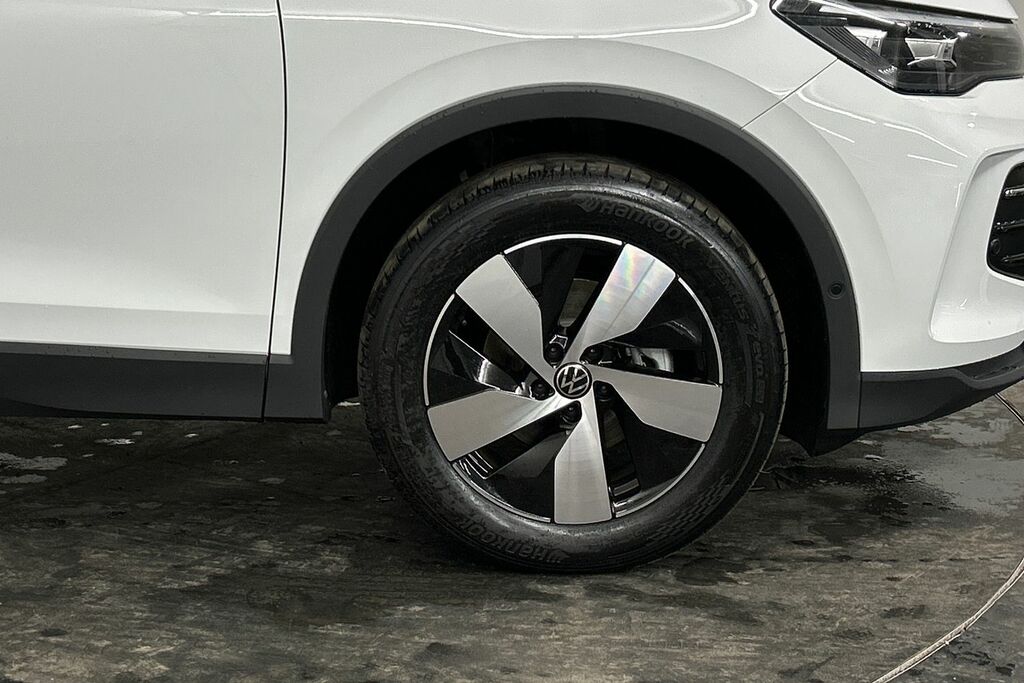 Volkswagen Tiguan 1.5 Etsi 150 Match Dsg SV26XBD White #5