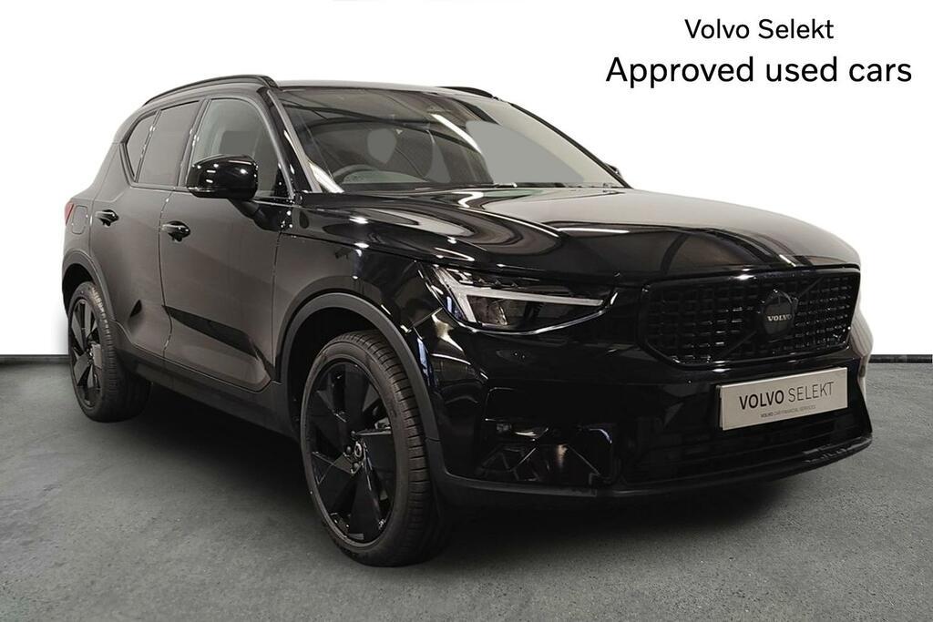 Volvo XC40 2.0 B3p Plus Black Edition Black