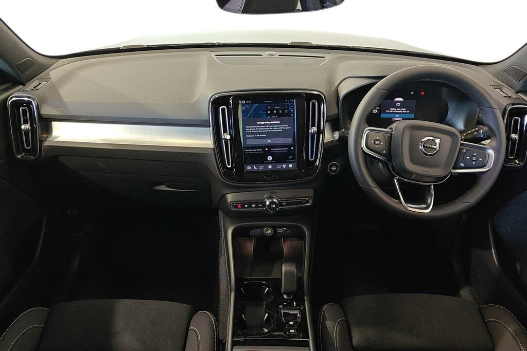 Volvo XC40 2.0 B3p Plus Black Edition SV26UNH Black #6