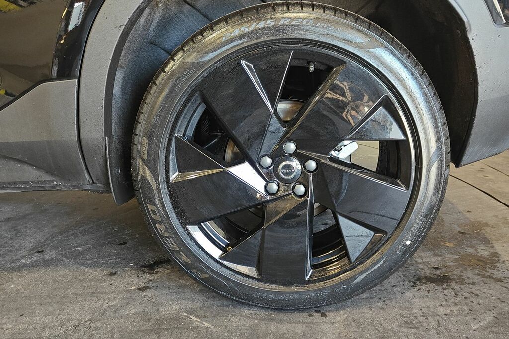 Volvo XC40 2.0 B3p Plus Black Edition SV26UNH Black #5