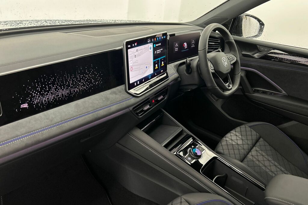 Volkswagen Tiguan 1.5 Etsi 150 R-line Dsg SV26ZPK Green #2