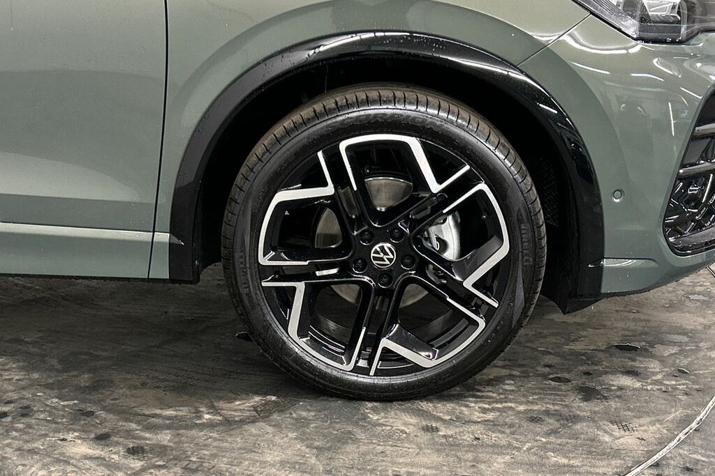 Volkswagen Tiguan 1.5 Etsi 150 R-line Dsg SV26ZPK Green #5