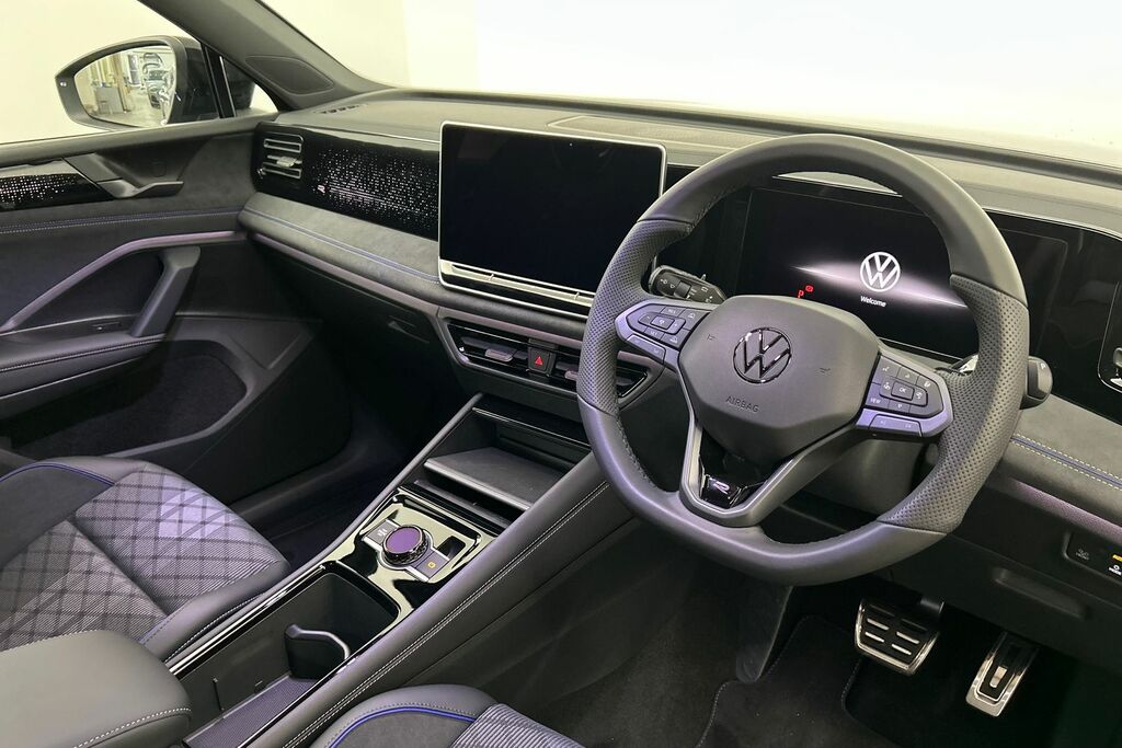 Volkswagen Tiguan 1.5 Etsi 150 R-line Dsg SV26VCF Black #6