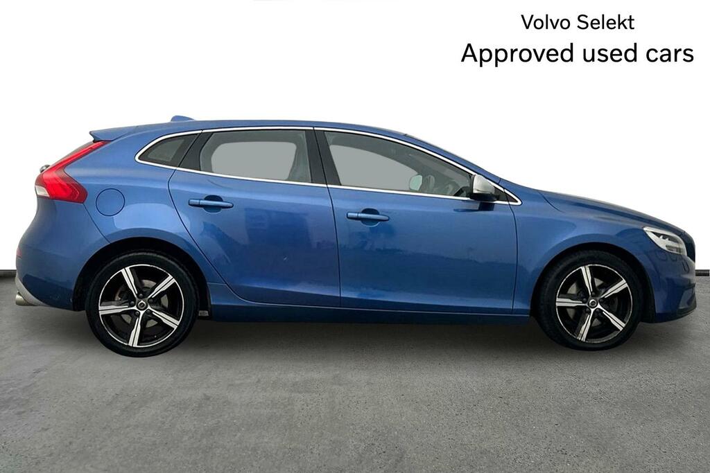 Volvo V40 T2 R-design Blue #4