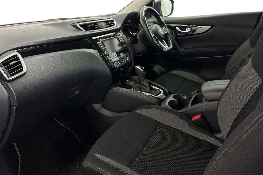 Nissan Qashqai 1.3 Dig-t Acenta Premium Suv Dct E XHZ5836 Black #6