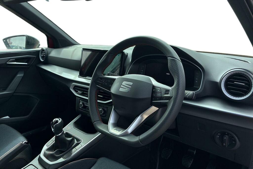 Seat Arona 1.0 Tsi 115 Fr Black Edition SV26ZNZ Red #6