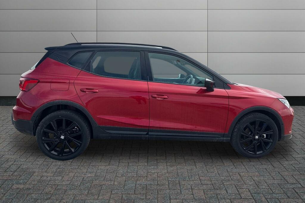 Seat Arona 1.0 Tsi 115 Fr Black Edition SV26ZNZ Red #4