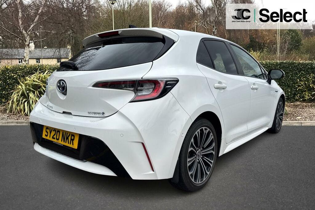 Toyota Corolla 1.8 Vvt-h Design Hatchback Hybrid Cvt E SY20NKR White #2