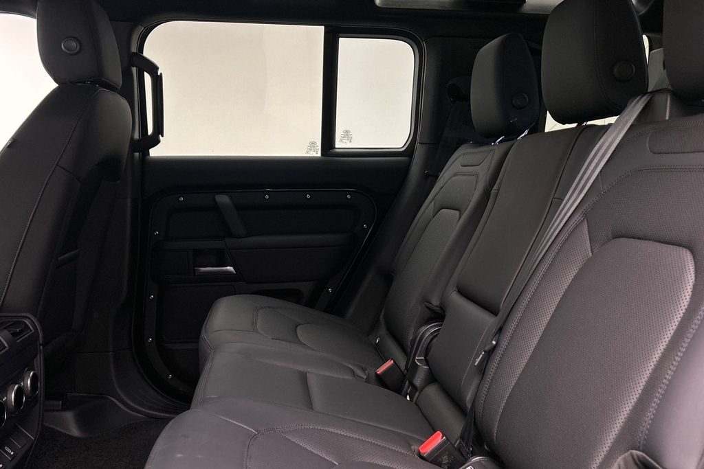 Land Rover Defender 110 D250 110 X-dynamic Se SP75ZGO #4