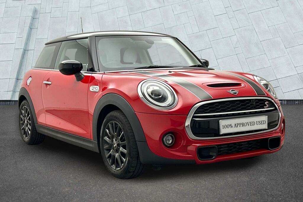 Mini Hatch 3-Door Cooper S Classic Red