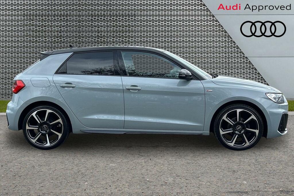 Audi A1 Black Edition 25 Tfsi 95 Ps 5-Speed SR72HFG Grey #4
